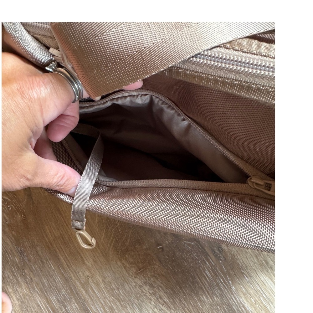 SwissGear Weekender Travel Tote Bag with Shoe Compartment Tan - Carmel NEW - Picture 15 of 15